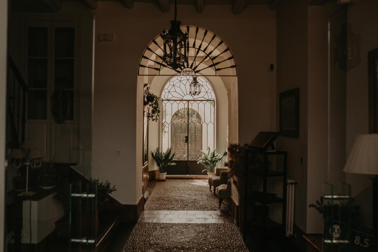 Hotel Posada De Valdezufre Aracena Kültér fotó