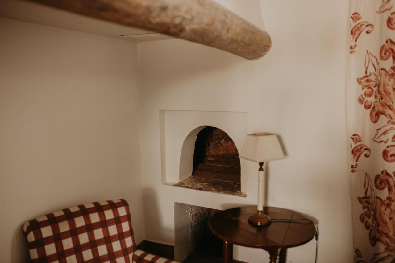 Hotel Posada De Valdezufre Aracena Kültér fotó